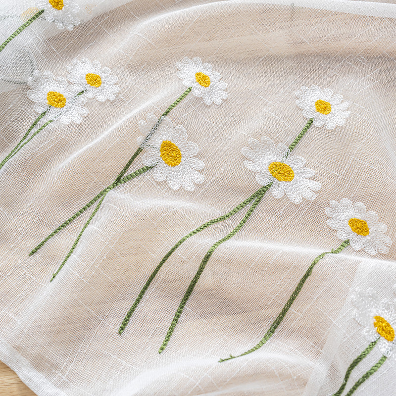 Cortina Tule Bordada com Margaridas-um par - BOD HOME