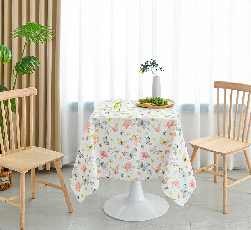 TOALHA DE MESA ANTI-NÓDOA COM ESTAMPA DE BORBOLETAS QUADRADA - BOD HOME