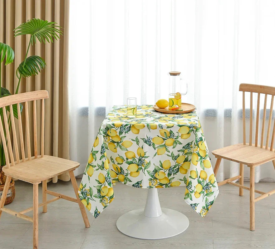 TOALHA DE MESA ANTI-NÓDOA COM ESTAMPA DE LIMÕES QUADRADA - BOD HOME