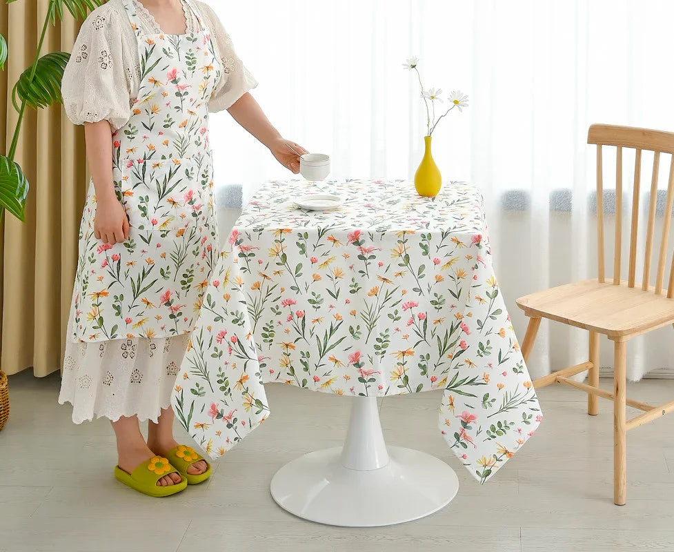 TOALHA DE MESA ANTI-NÓDOA COM ESTAMPA DE FLORES DE PRIMAVERA QUADRADA - BOD HOME