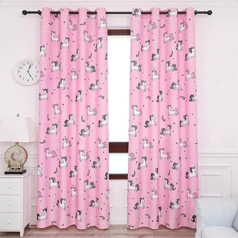 CORTINA OPACA COM ESTAMPA DE DESENHOS ANIMADOS-UNICÓRNIO ROSA 140*260cm - BOD HOME
