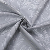 Cortina Tecido Encorpado com Estampa Tridimensional de Margaridas Selvagens Cinzo Claro 140*260cm - BOD HOME